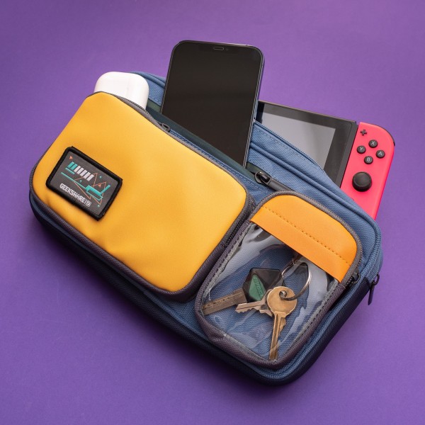GeekShare Retro Style Cross Body Bag for the Nintendo Switch